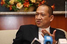 Nazri: They are free to protest and we are free to ignore them. — file pic